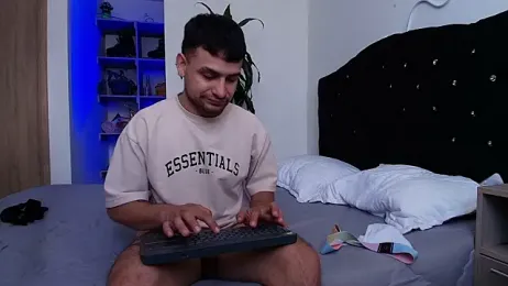 Two_sinzXX webcam stripchat model stream image