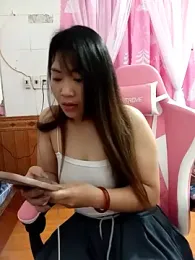 Helena-a webcam stripchat model stream image