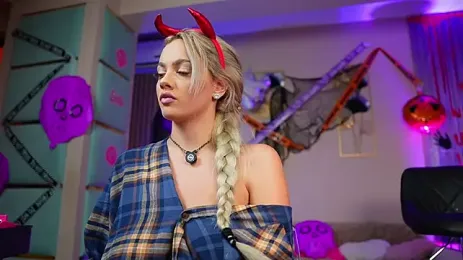 SabrinaJade webcam stripchat model stream image