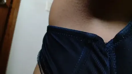 MINI_Petite webcam model stream image