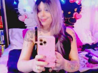 Luciana Lace webcam flirt4free model stream image