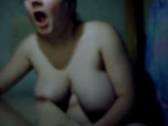 Frummi webcam bongacams model stream image