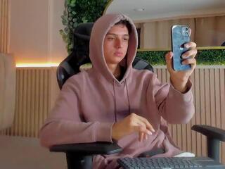 Ethan Lowell webcam flirt4free model stream image