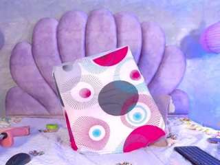 bellaasanders webcam model stream image