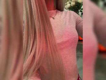 PauLiiine webcam model stream image