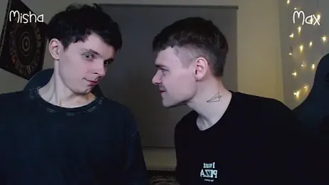 Fizz_Wood webcam model stream image