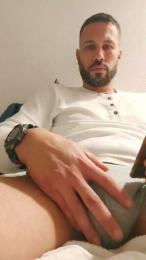 Landry84 webcam cam4 model stream image