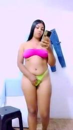 Jeans_Pee webcam model stream image