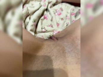 Naked_caresses webcam model stream image