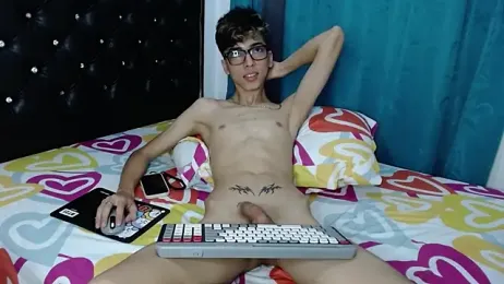 gabriel_x18 webcam stripchat model stream image