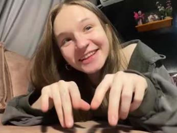 nloraaa webcam chaturbate model stream image