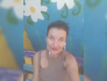 Taynya webcam model stream image