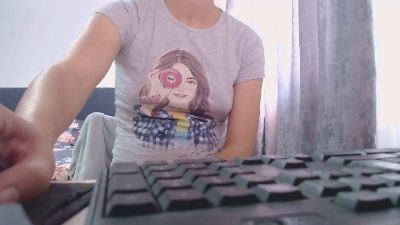 Amedeia webcam model stream image