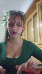 gladysjunior webcam cam4 model stream image