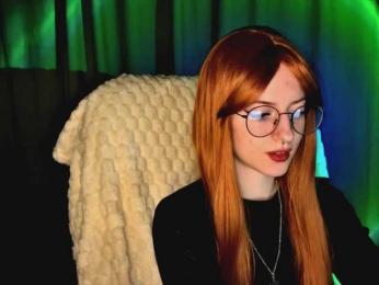 HeyAlise webcam model stream image