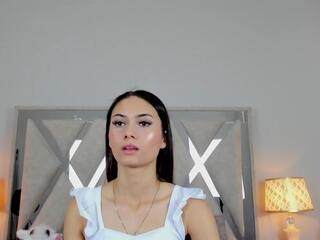 Nicol Miler webcam model stream image
