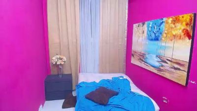 huge_cockblack webcam model stream image