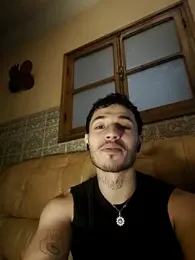 Thewildaliii0 webcam model stream image