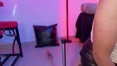 elowen_halley1 webcam model stream image