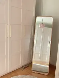 Petite_minette30 webcam model stream image