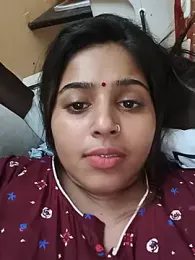 Cute-Simmi69 webcam stripchat model stream image