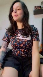 Roxannepiggy webcam model stream image