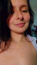 Roxannepiggy webcam model stream image