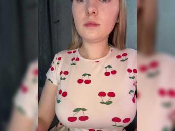 AlinaRay webcam bongacams model stream image