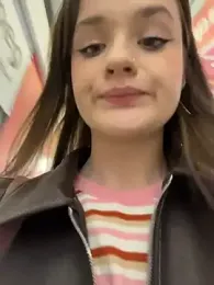 KittyQueeny webcam model stream image