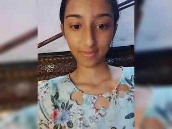 AlinaPopy webcam model stream image