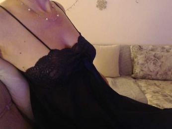 goodSnowQueen webcam model stream image