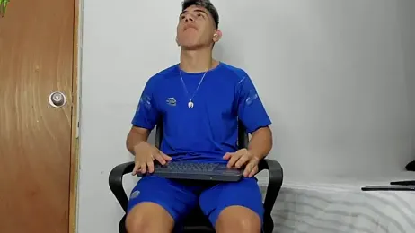 andrew_rose_ webcam model stream image