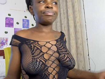 Makaylah webcam bongacams model stream image