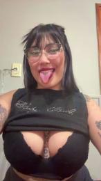 Lareyni26 webcam model stream image