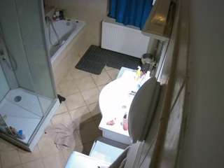 voyeurcam-julmodels-bath-2nd-2 webcam model stream image