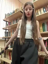 mmelicious webcam model stream image