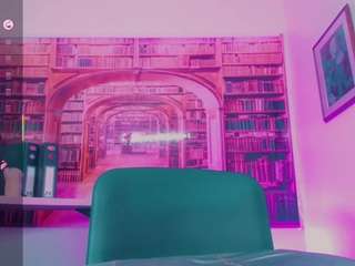 emeli-roushot webcam model stream image