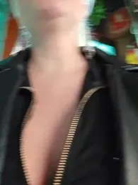 MILFBARBY webcam model stream image