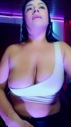 danna_james webcam cam4 model stream image