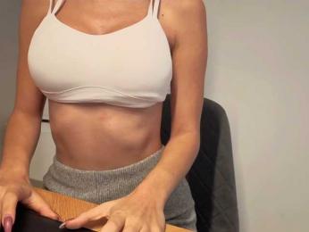 pinabellaa webcam bongacams model stream image
