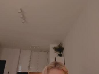 sugar_rainbow webcam chaturbate model stream image