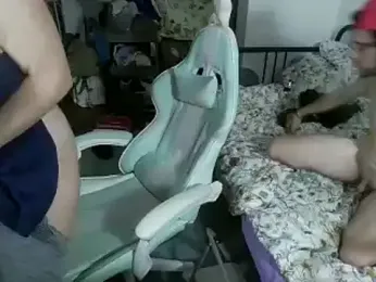 mochi_rainbow webcam model stream image