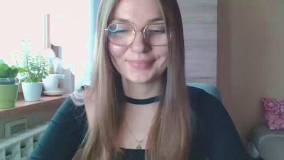 EllyHEARTx webcam model stream image