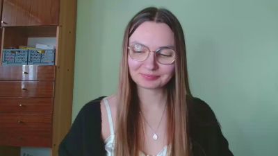 EllyHEARTx webcam model stream image