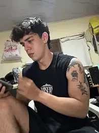 valdren_vylord webcam stripchat model stream image
