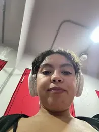 Nathcurly_ webcam model stream image