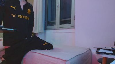 yo_funmarseille webcam model stream image