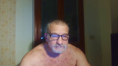 915051 webcam cam4 model stream image