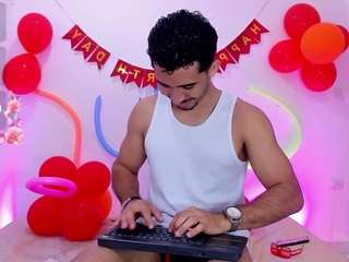 caius-bigcock1 webcam model stream image