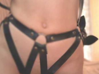 CUMshotik23 webcam model stream image